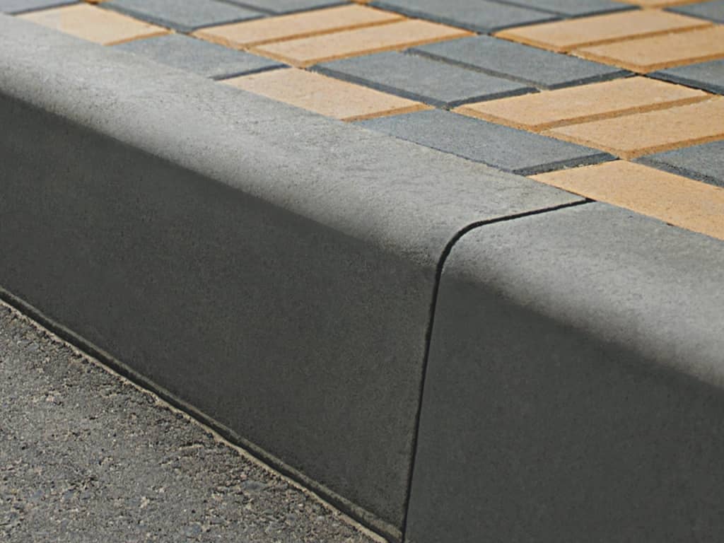 Продажа дорожного бордюра в Янино