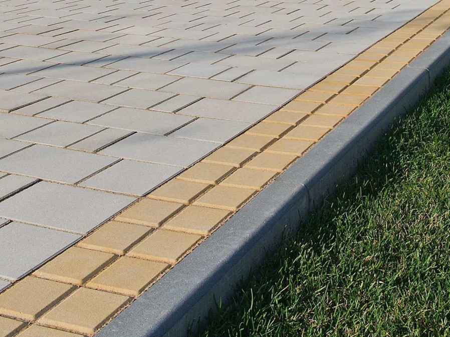 Продажа тротуарного бордюра в Янино